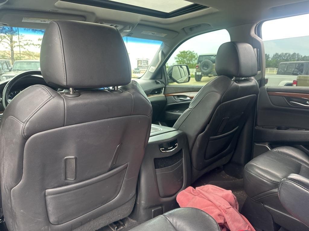 used 2019 Cadillac Escalade car, priced at $33,570