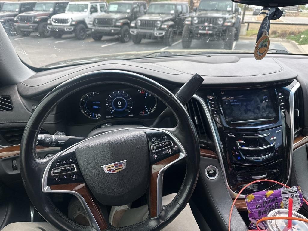 used 2019 Cadillac Escalade car, priced at $33,570