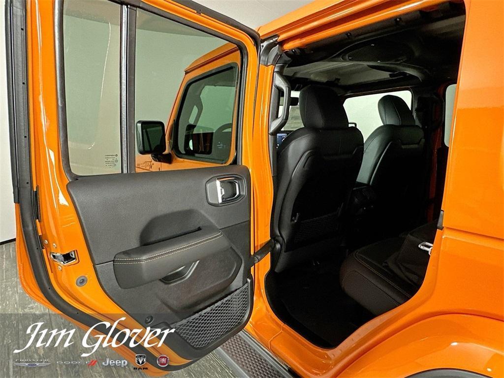 new 2025 Jeep Wrangler car, priced at $49,596