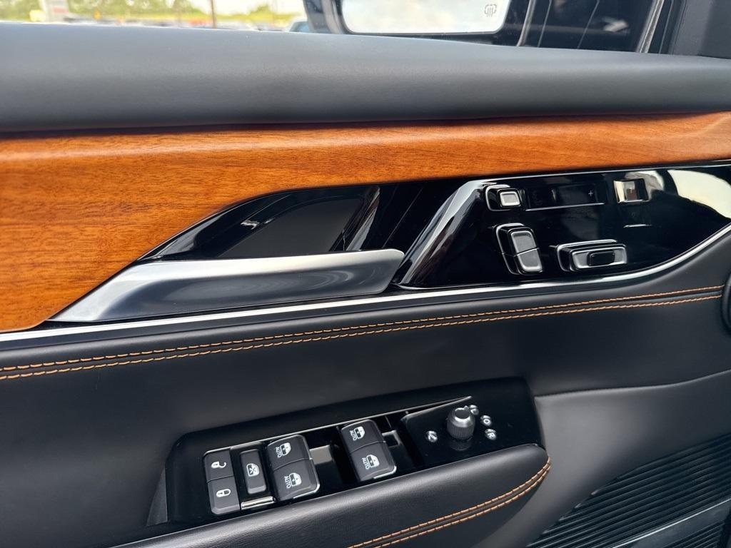 used 2022 Jeep Grand Wagoneer car, priced at $50,949