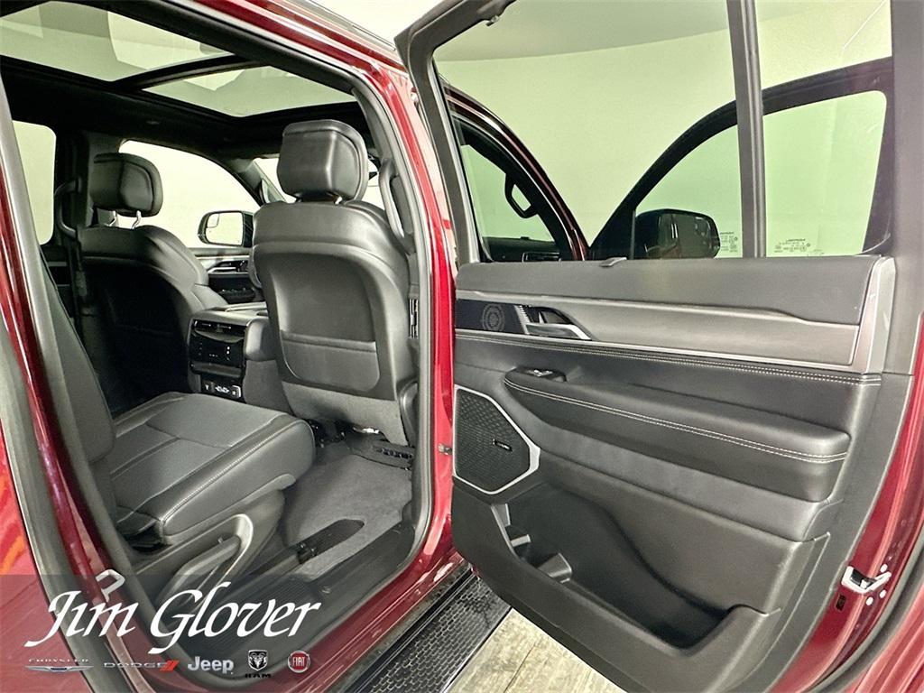 new 2025 Jeep Wagoneer L car, priced at $76,096
