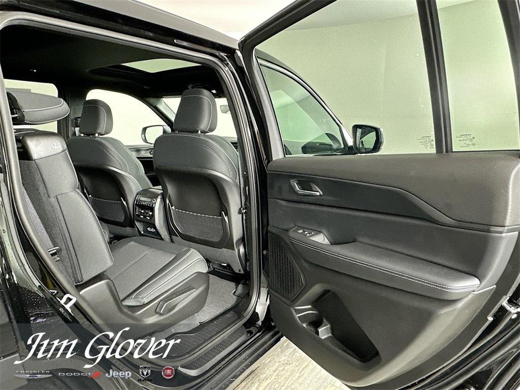 new 2025 Jeep Grand Cherokee L car, priced at $38,444