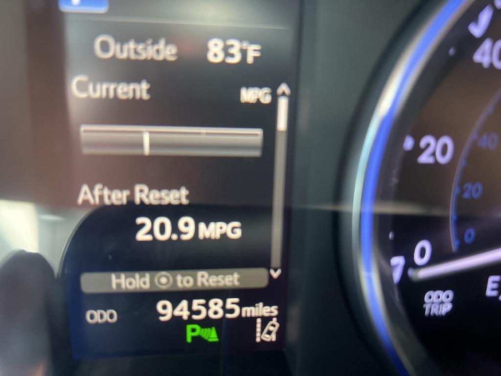 used 2018 Toyota Highlander car, priced at $24,817