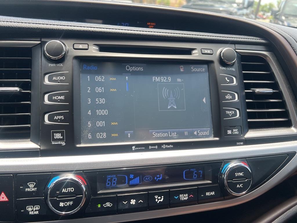 used 2018 Toyota Highlander car, priced at $24,817