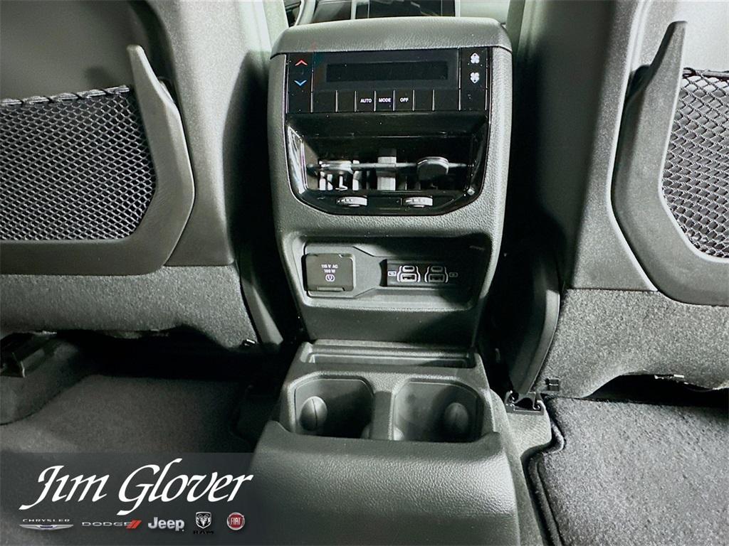 new 2025 Jeep Grand Cherokee L car, priced at $41,734