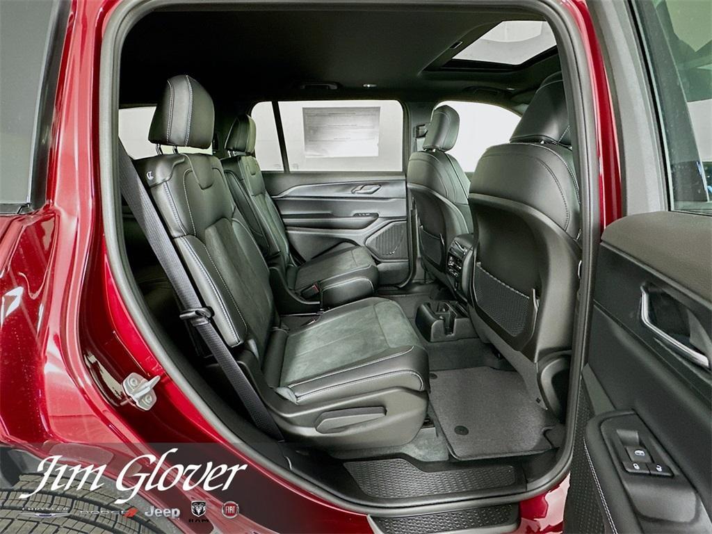 new 2025 Jeep Grand Cherokee L car, priced at $41,734