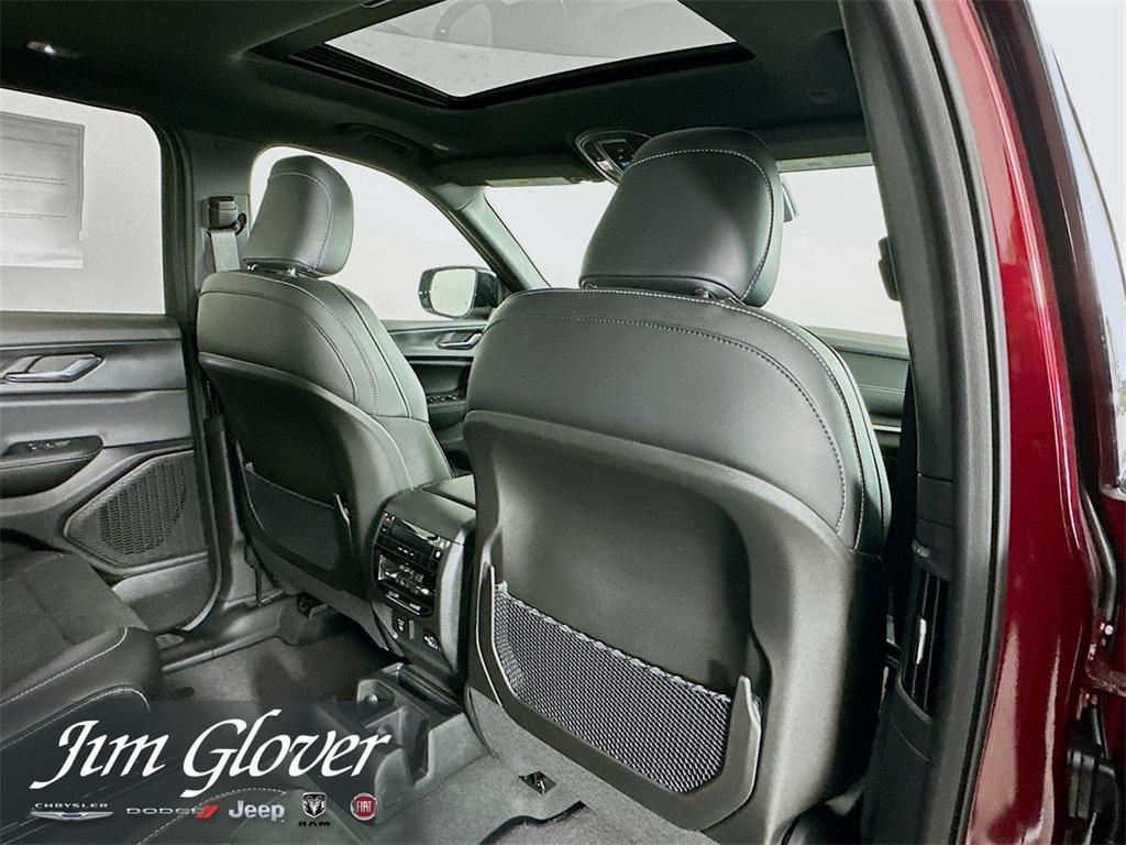 new 2025 Jeep Grand Cherokee L car, priced at $41,734