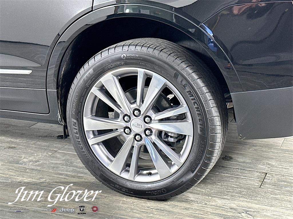 used 2025 Cadillac XT5 car, priced at $46,658