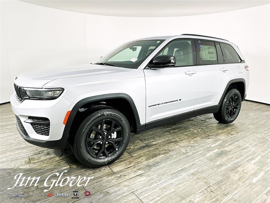 new 2025 Jeep Grand Cherokee car, priced at $37,525