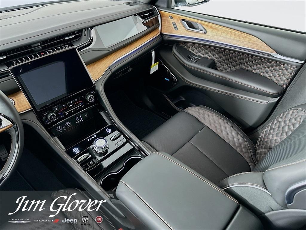 new 2025 Jeep Grand Cherokee car, priced at $63,271