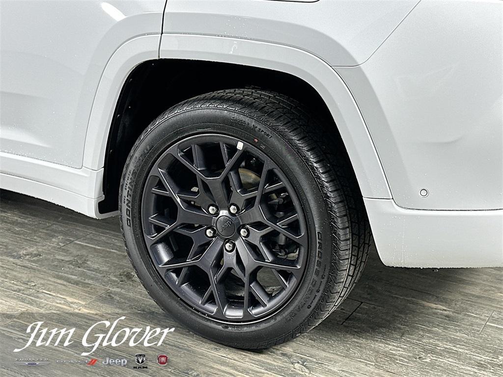 new 2025 Jeep Grand Cherokee car, priced at $63,271