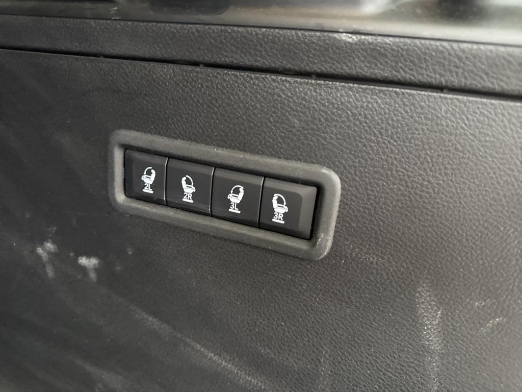 used 2022 Jeep Wagoneer car, priced at $46,638