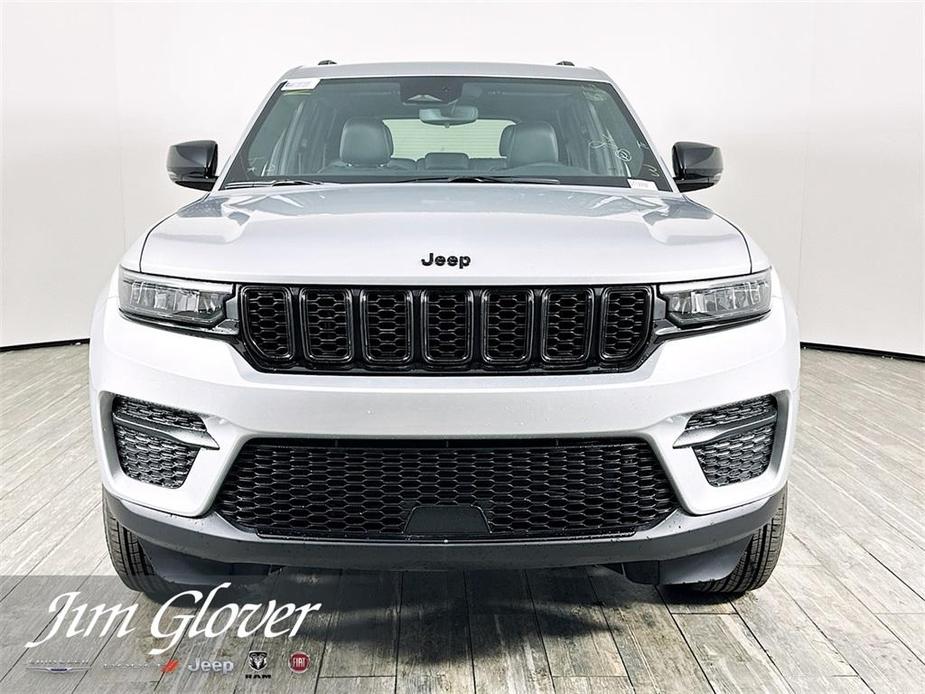 new 2024 Jeep Grand Cherokee car, priced at $39,505