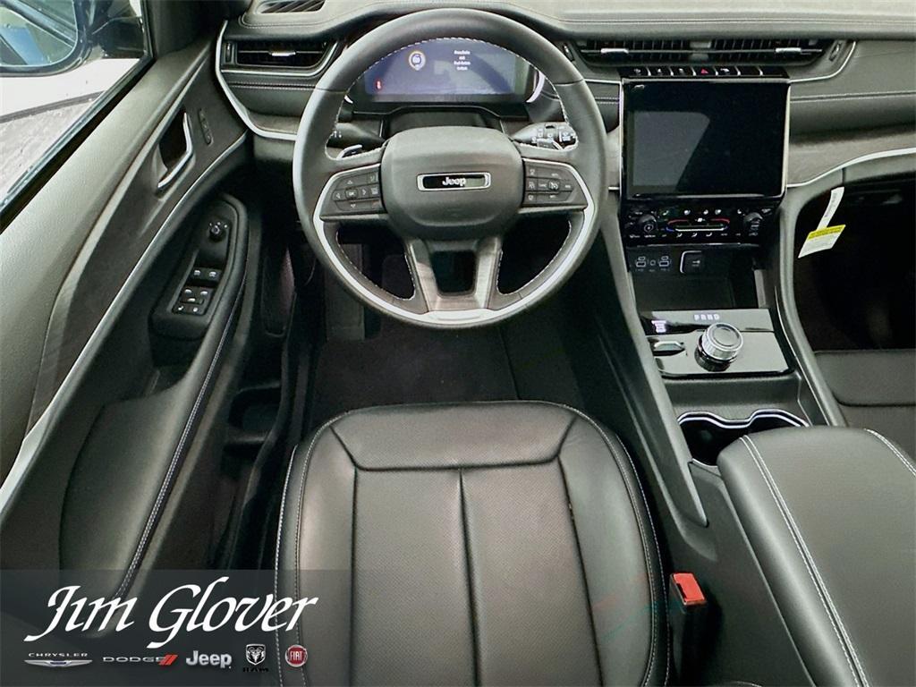 new 2025 Jeep Grand Cherokee car, priced at $50,084