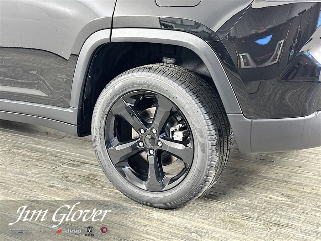 new 2025 Jeep Grand Cherokee car, priced at $50,084