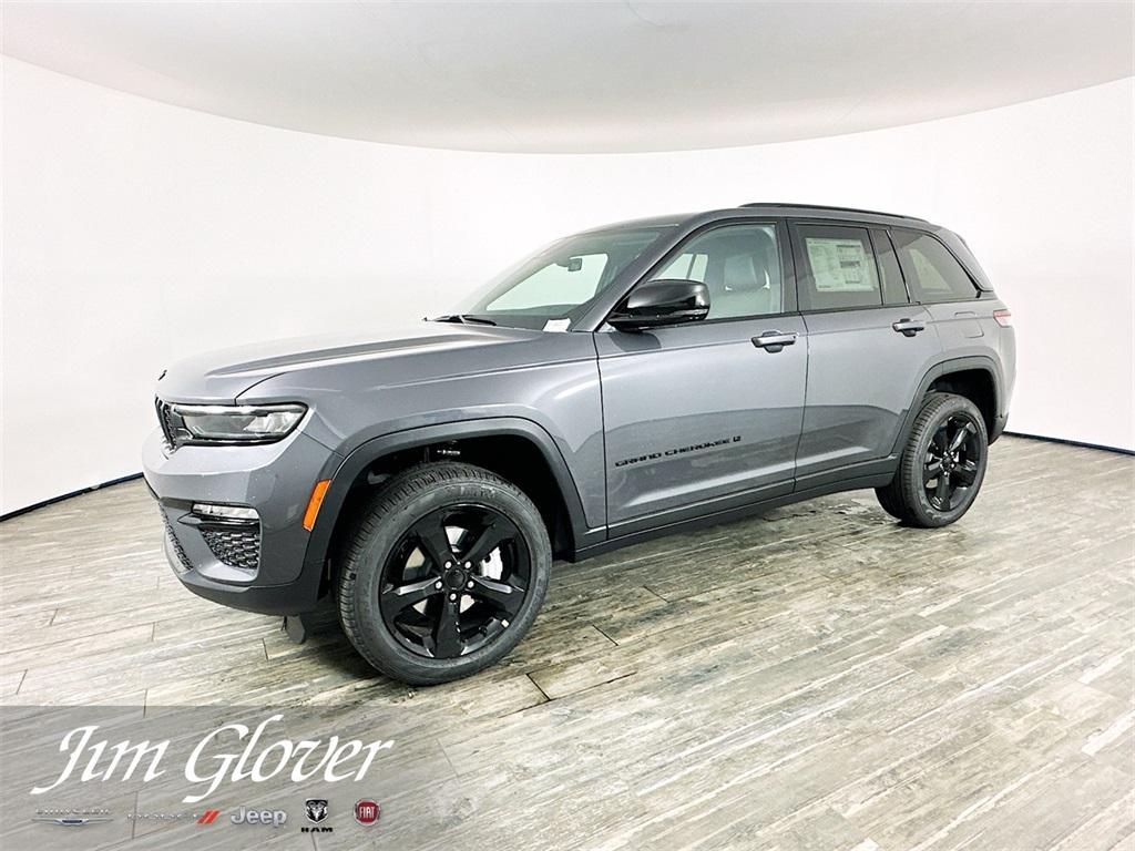 new 2025 Jeep Grand Cherokee car, priced at $44,330