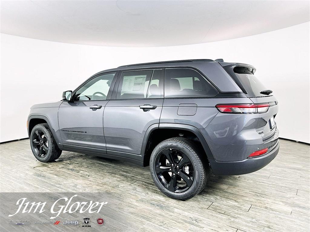 new 2025 Jeep Grand Cherokee car, priced at $44,330