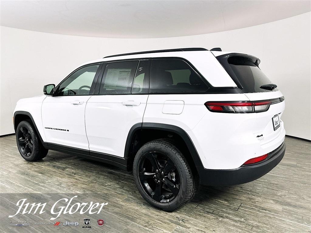new 2025 Jeep Grand Cherokee car, priced at $43,834