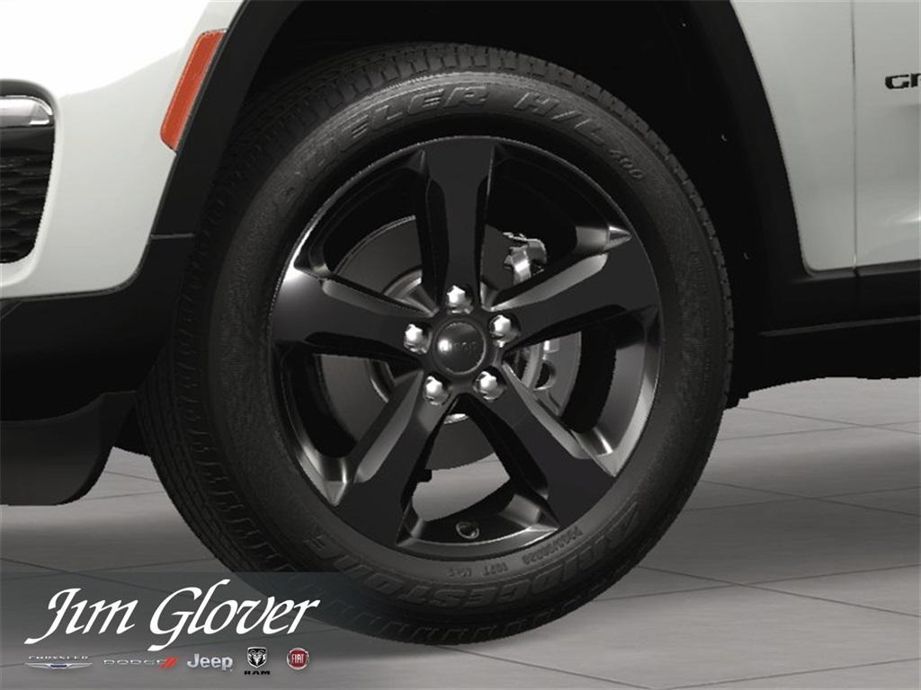 new 2025 Jeep Grand Cherokee car, priced at $44,834