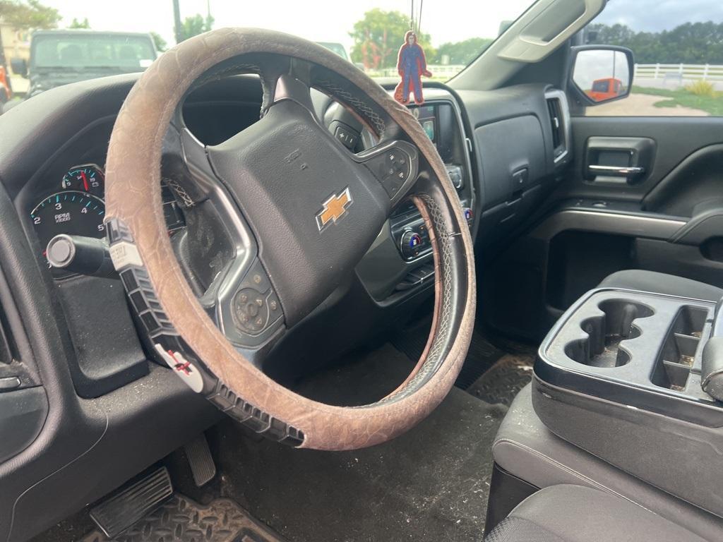 used 2015 Chevrolet Silverado 1500 car, priced at $14,989