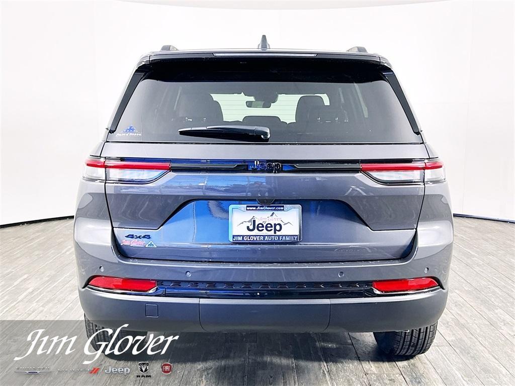 new 2025 Jeep Grand Cherokee car, priced at $40,349