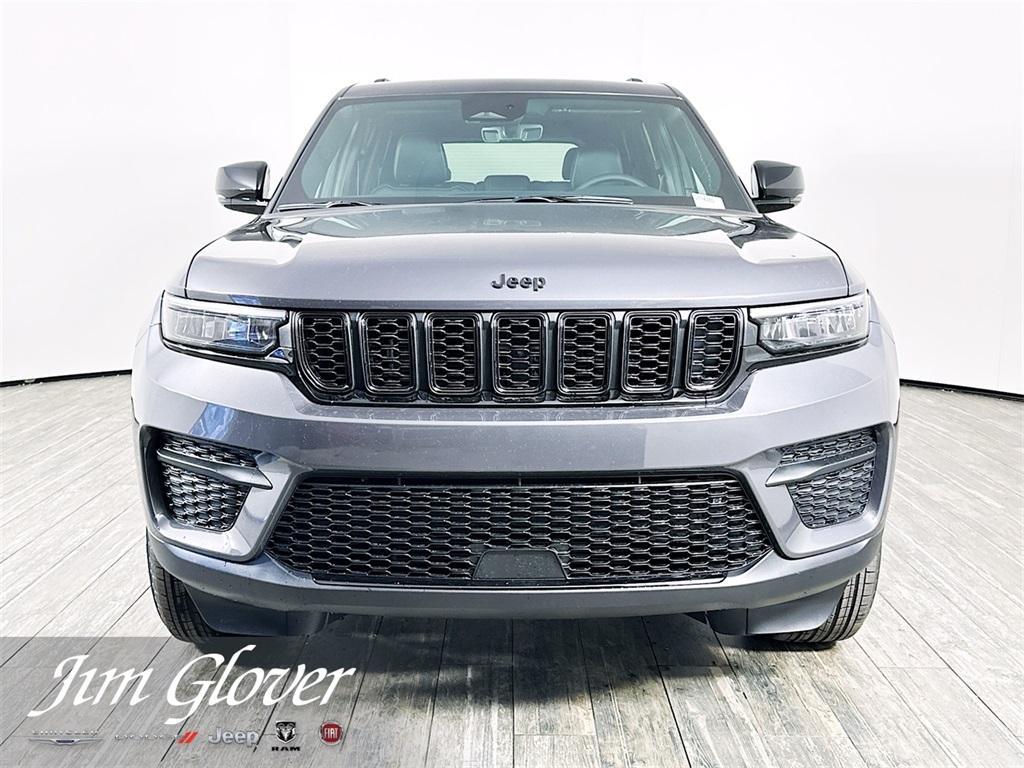 new 2025 Jeep Grand Cherokee car, priced at $40,349