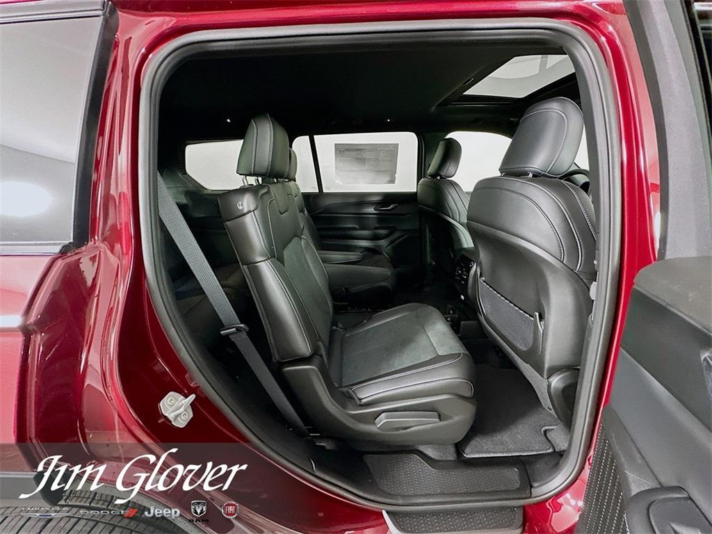new 2025 Jeep Grand Cherokee L car, priced at $44,059