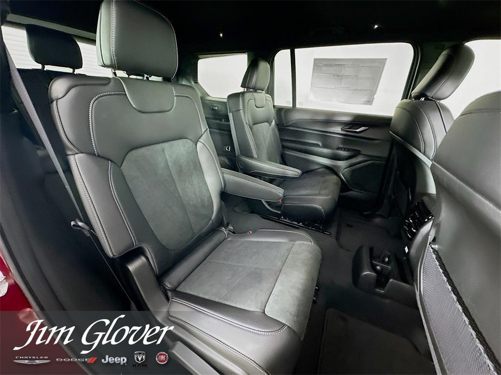 new 2025 Jeep Grand Cherokee L car, priced at $44,059
