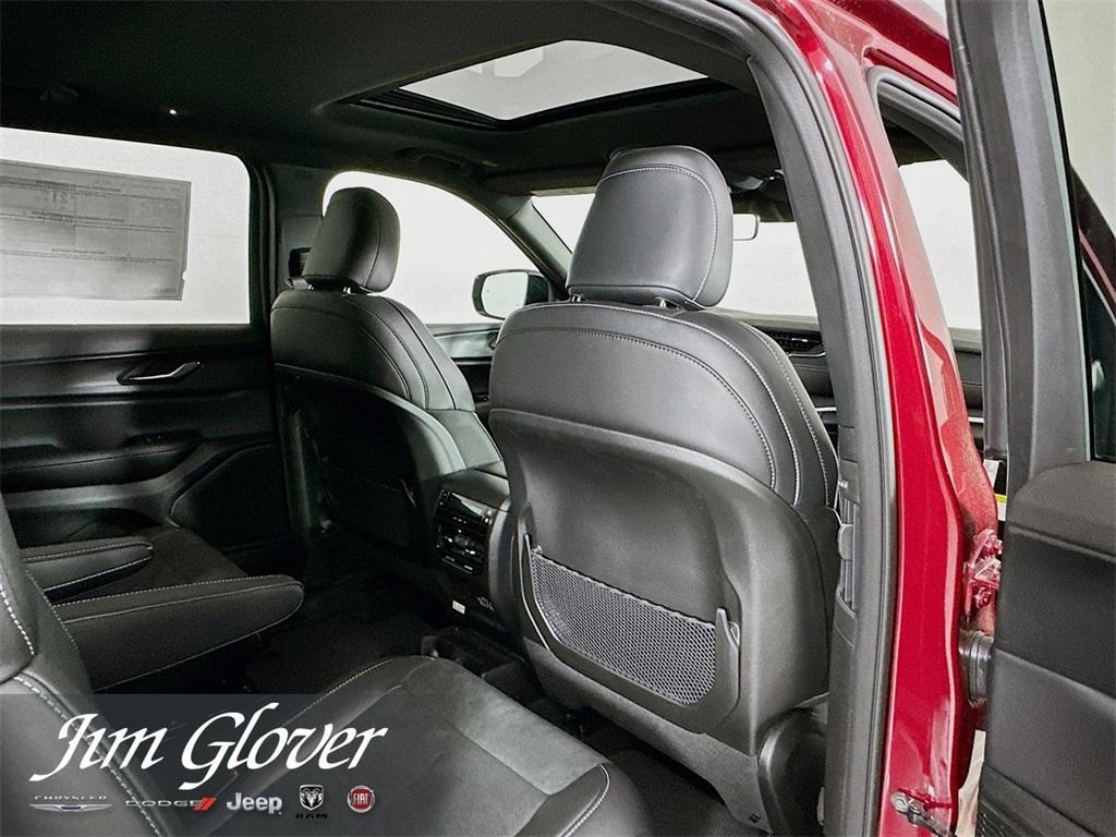 new 2025 Jeep Grand Cherokee L car, priced at $44,059