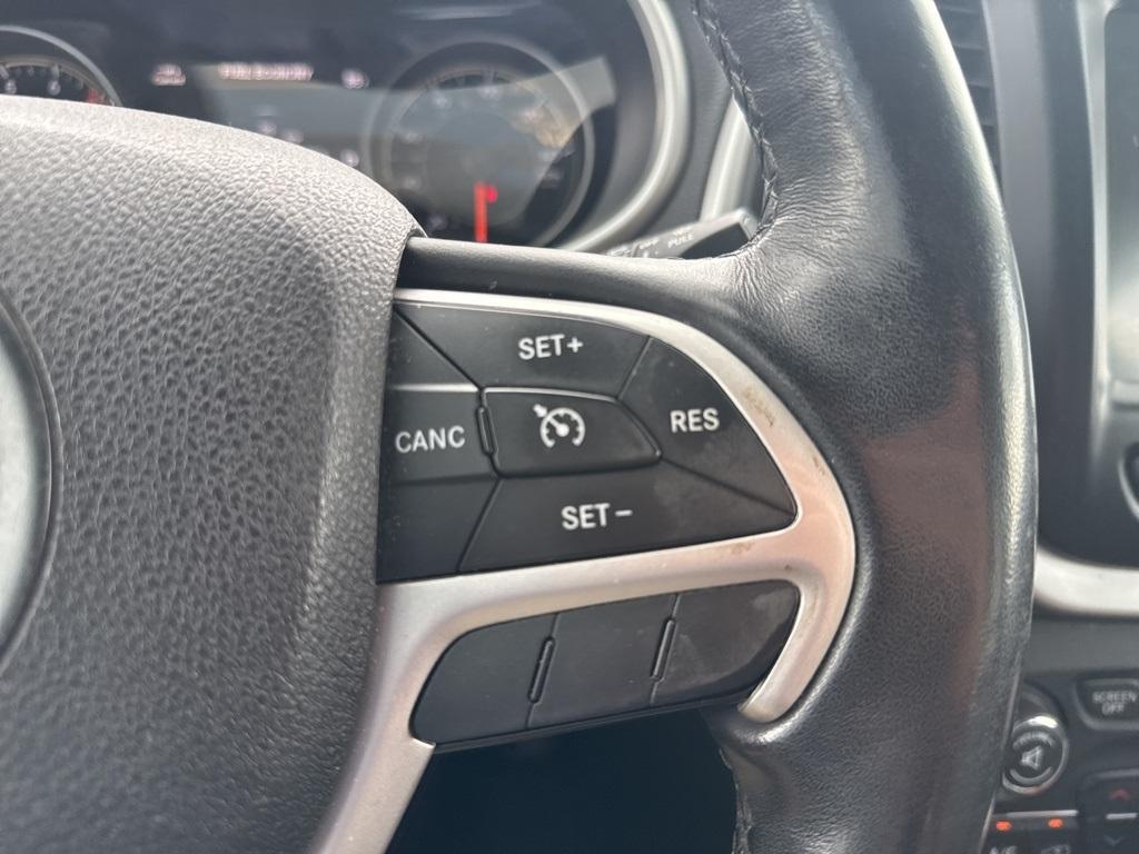 used 2016 Jeep Cherokee car, priced at $15,944