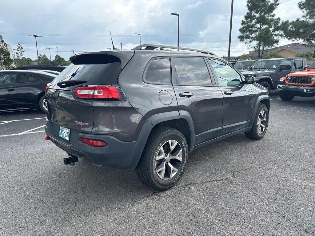 used 2016 Jeep Cherokee car, priced at $15,944