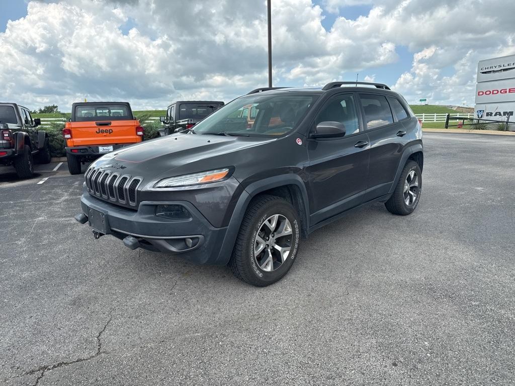 used 2016 Jeep Cherokee car, priced at $15,944