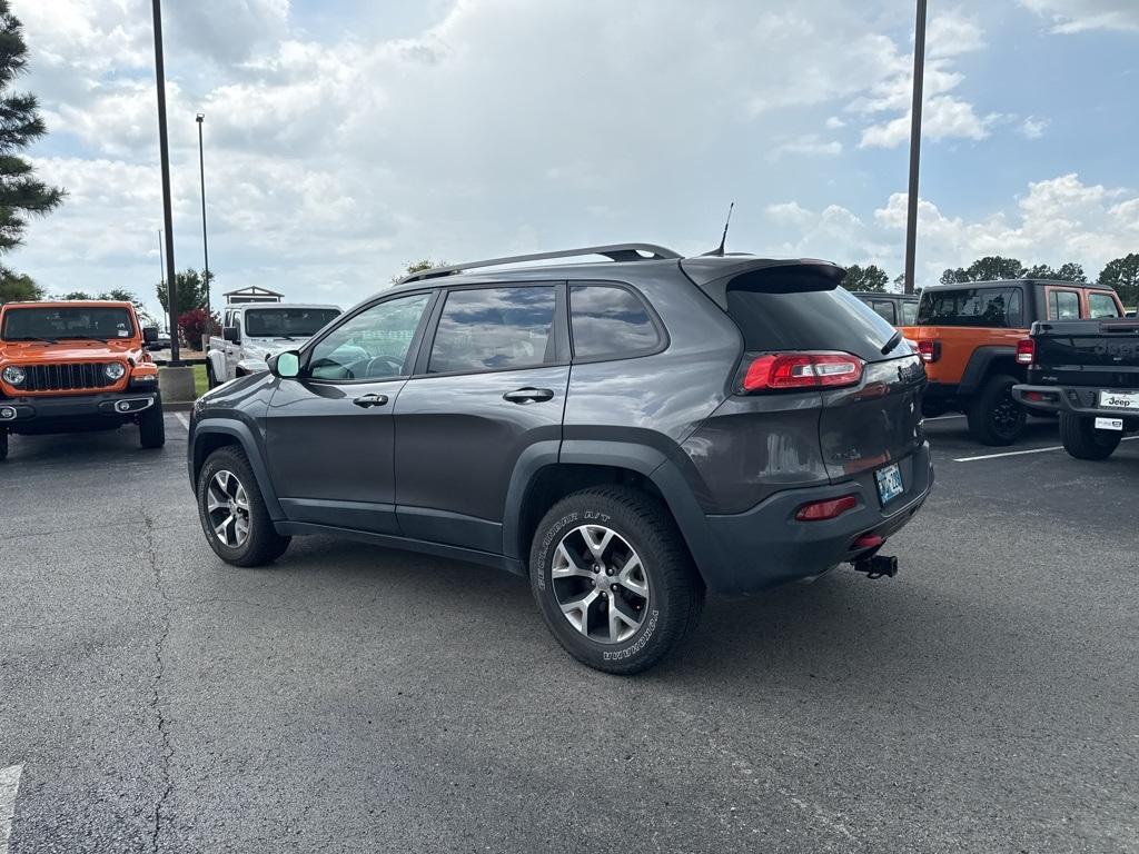 used 2016 Jeep Cherokee car, priced at $15,944