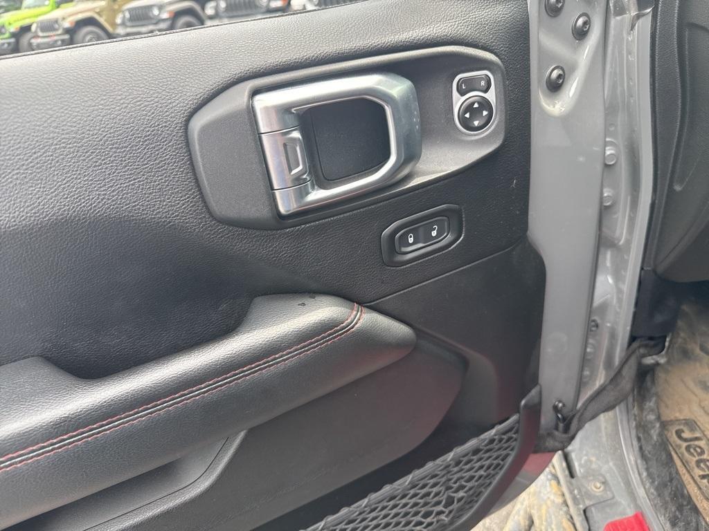 used 2019 Jeep Wrangler Unlimited car, priced at $35,422
