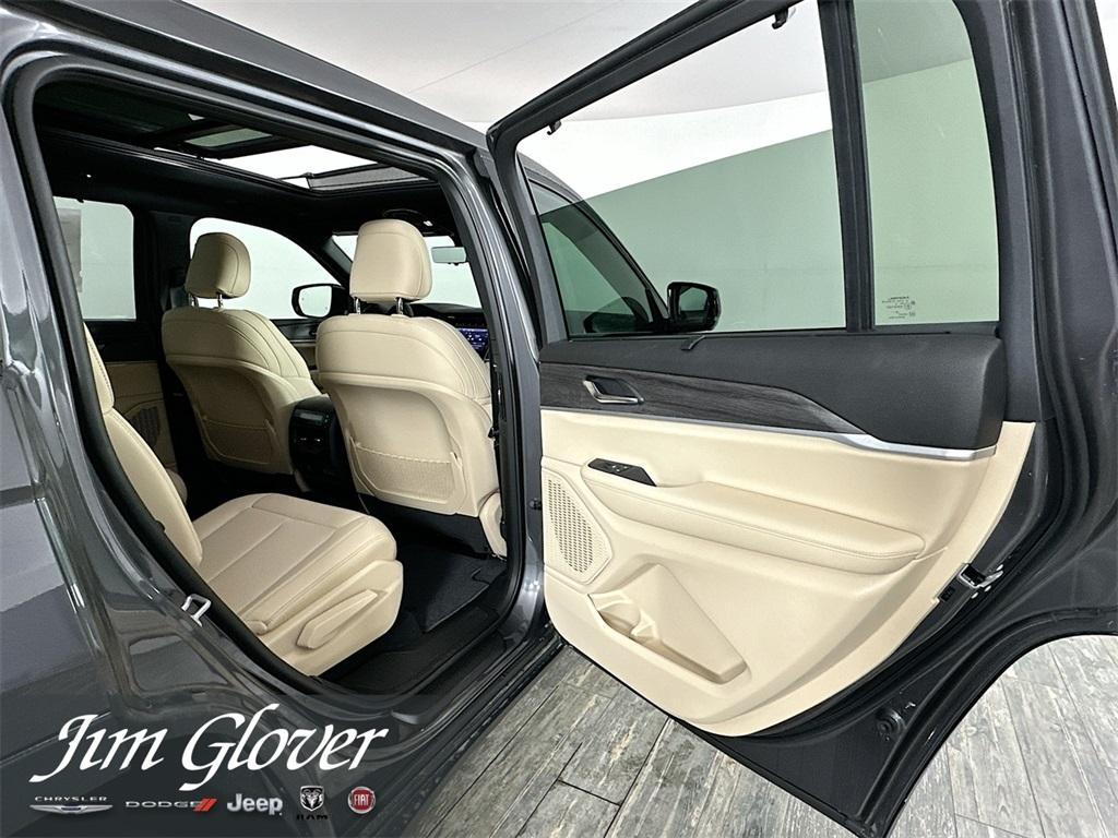 new 2025 Jeep Grand Cherokee L car, priced at $51,469