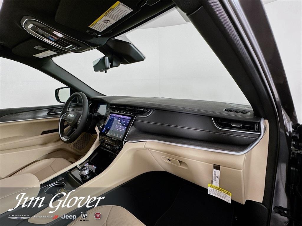 new 2025 Jeep Grand Cherokee L car, priced at $51,469