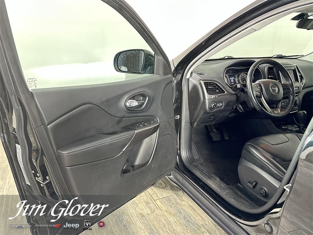 used 2019 Jeep Cherokee car, priced at $18,507