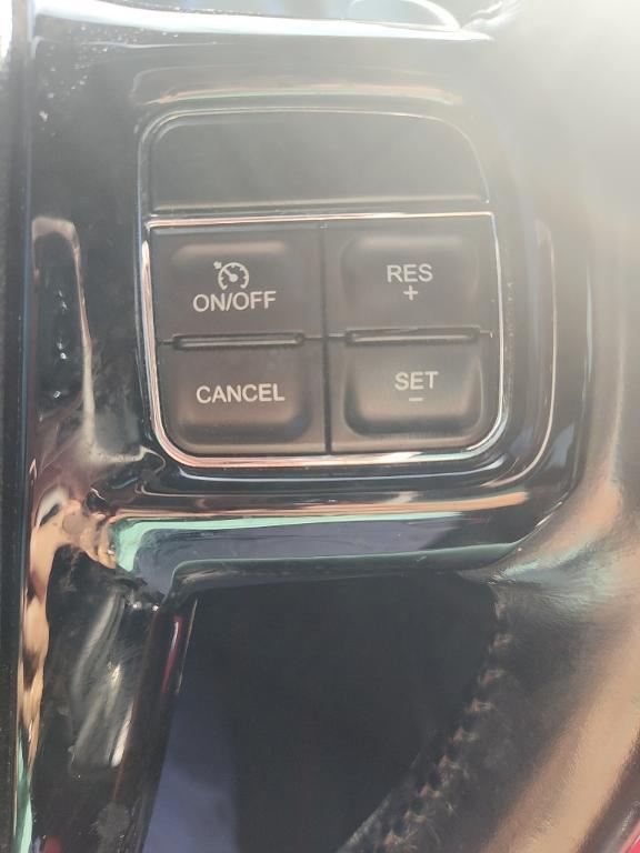 used 2014 Chrysler 300 car, priced at $9,999