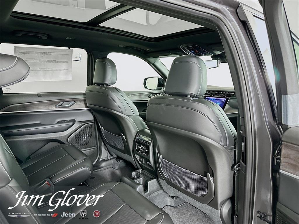 new 2025 Jeep Grand Cherokee L car, priced at $50,469