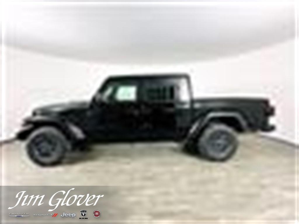 new 2025 Jeep Gladiator car, priced at $40,738