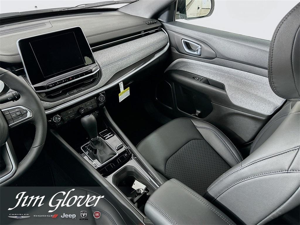 new 2026 Jeep Compass car, priced at $25,595