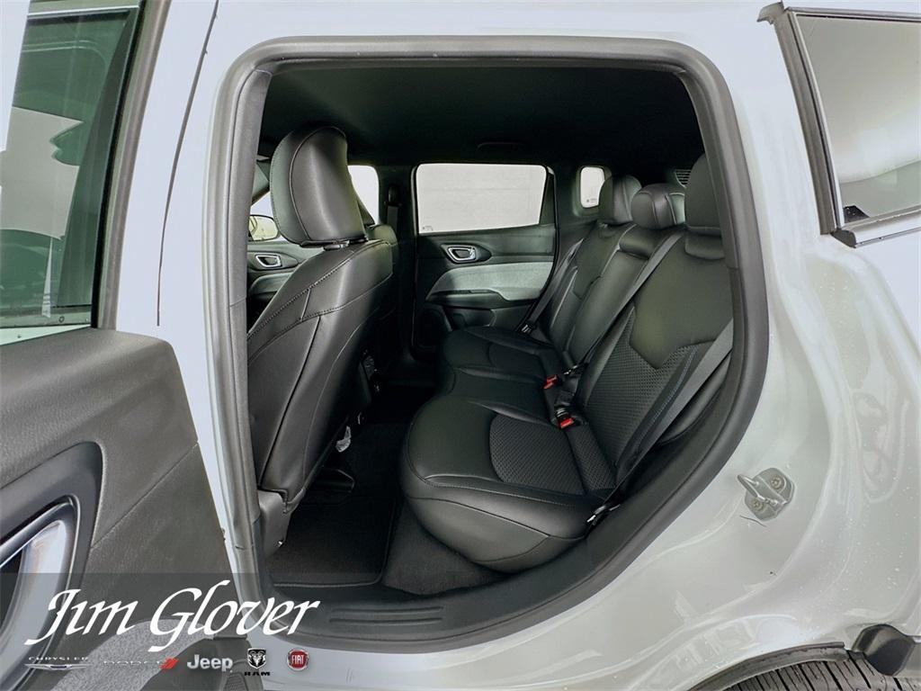 new 2026 Jeep Compass car, priced at $25,595