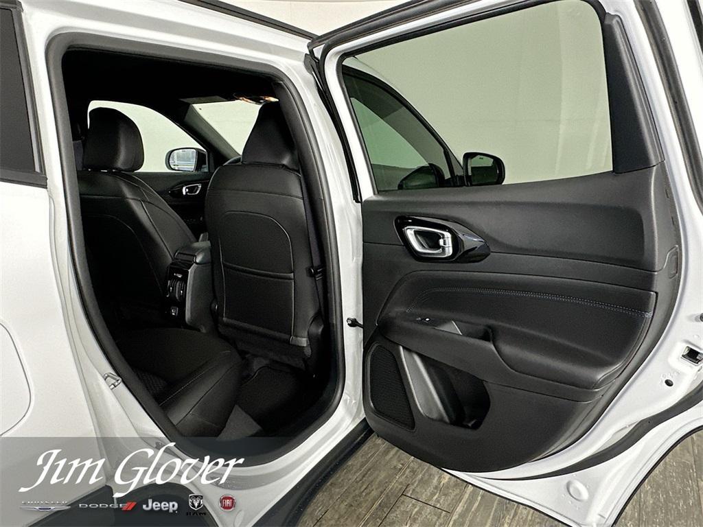 new 2025 Jeep Compass car, priced at $32,160
