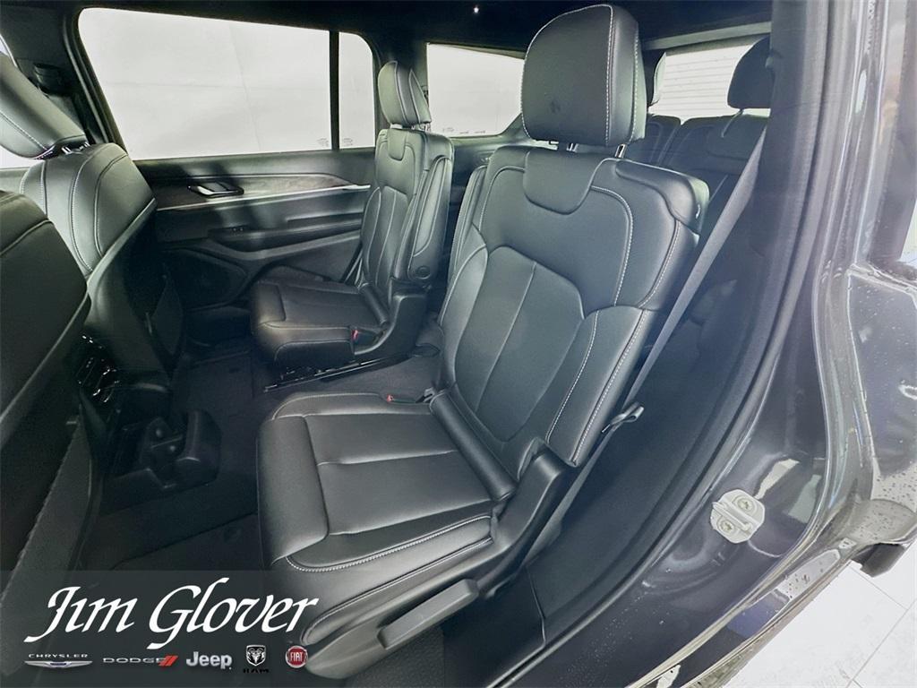 new 2025 Jeep Grand Cherokee L car, priced at $46,171