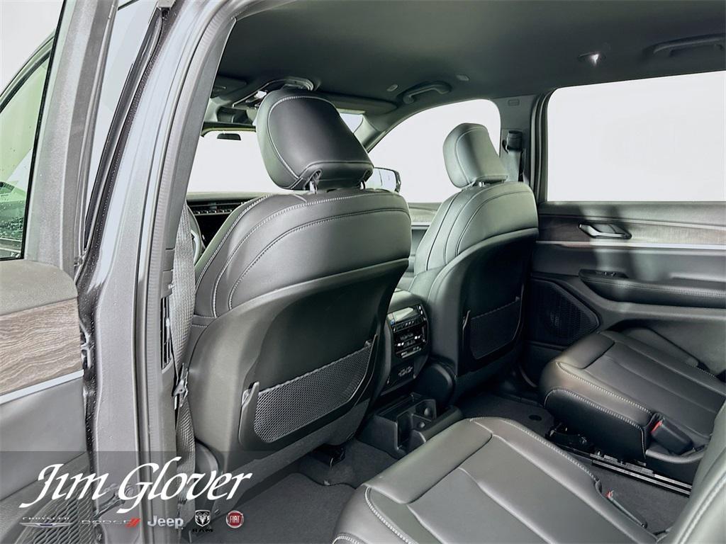 new 2025 Jeep Grand Cherokee L car, priced at $46,171