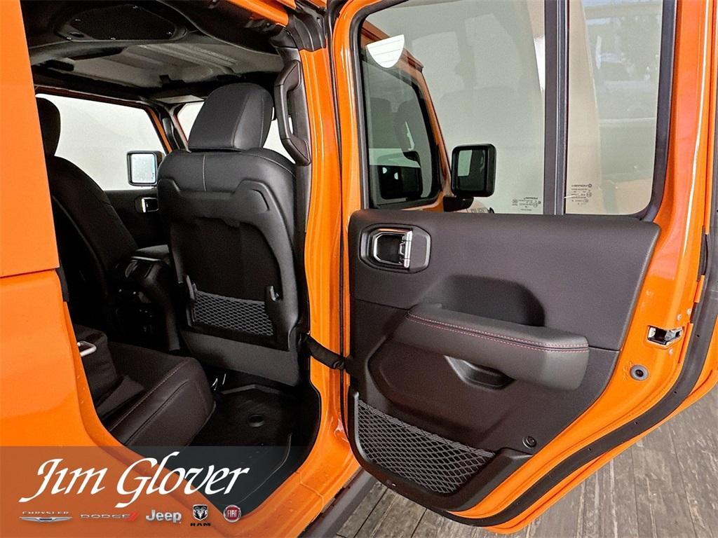 new 2025 Jeep Gladiator car, priced at $54,291
