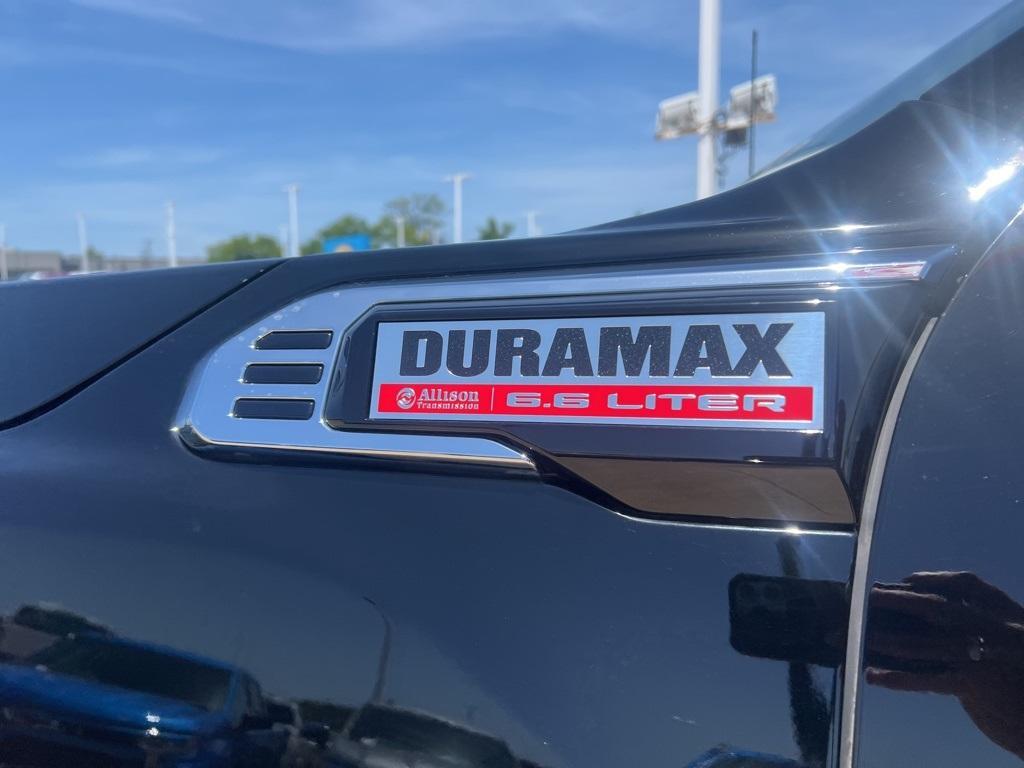 used 2024 GMC Sierra 2500 car, priced at $71,211