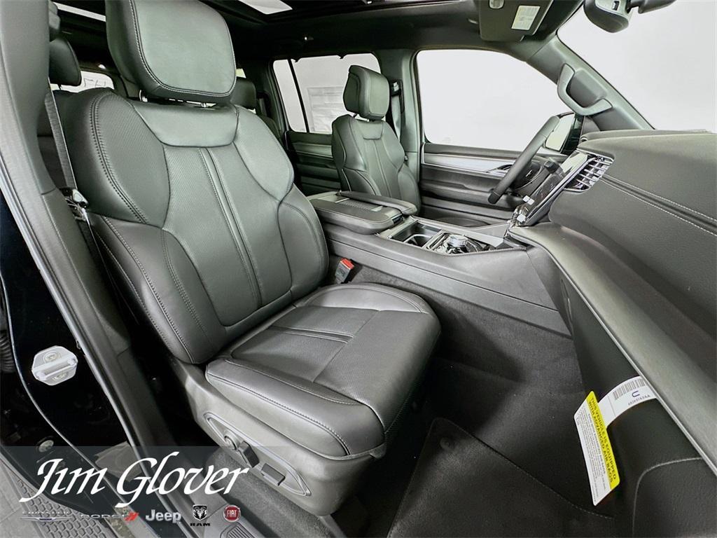 new 2025 Jeep Wagoneer L car, priced at $77,907