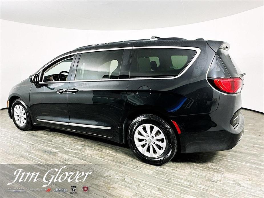 used 2017 Chrysler Pacifica car, priced at $14,623