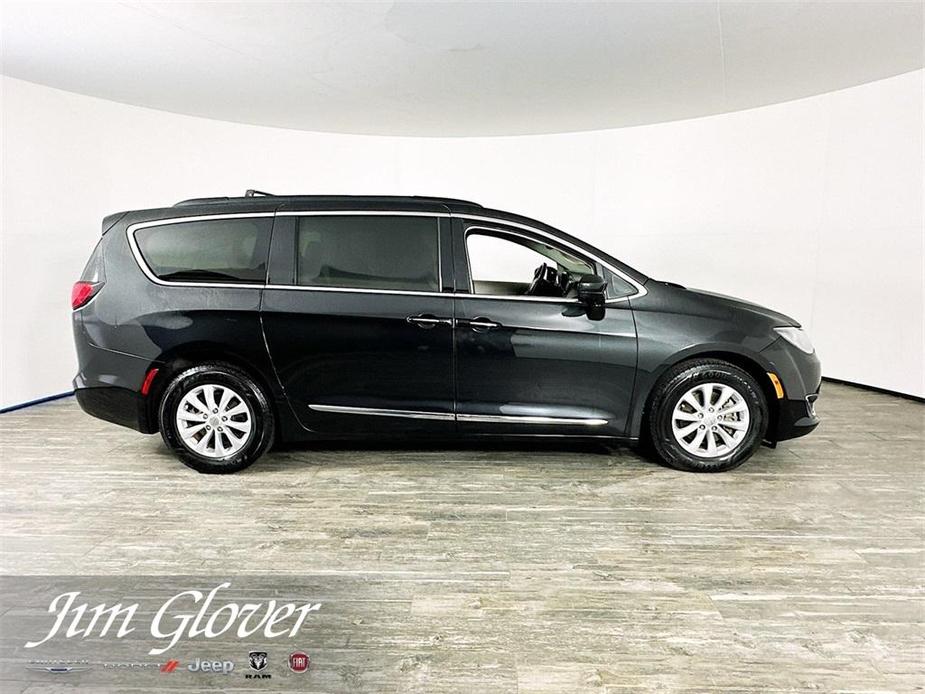 used 2017 Chrysler Pacifica car, priced at $14,623